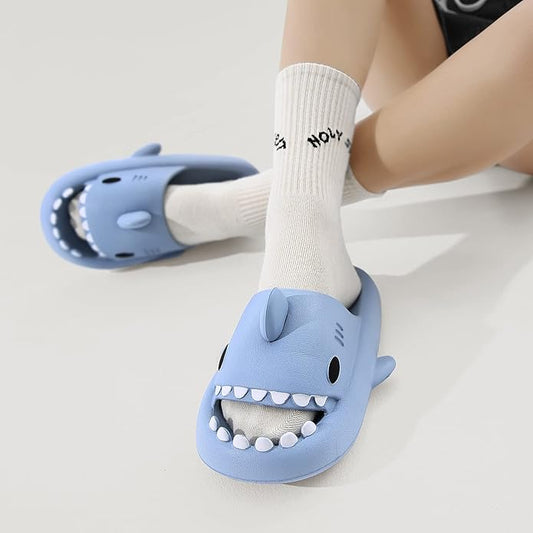 FamilieHaai Slippers – Comfort voor het Hele Gezin! 🦈